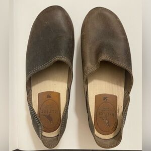 Kurler Handmade Leather Wood Clogs, Sz 38
